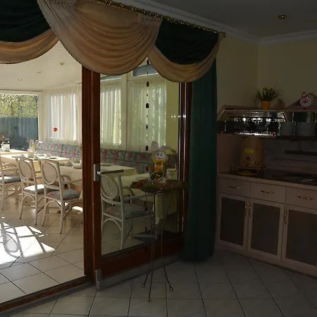 Pensjonat Kurpension Gundula 3*